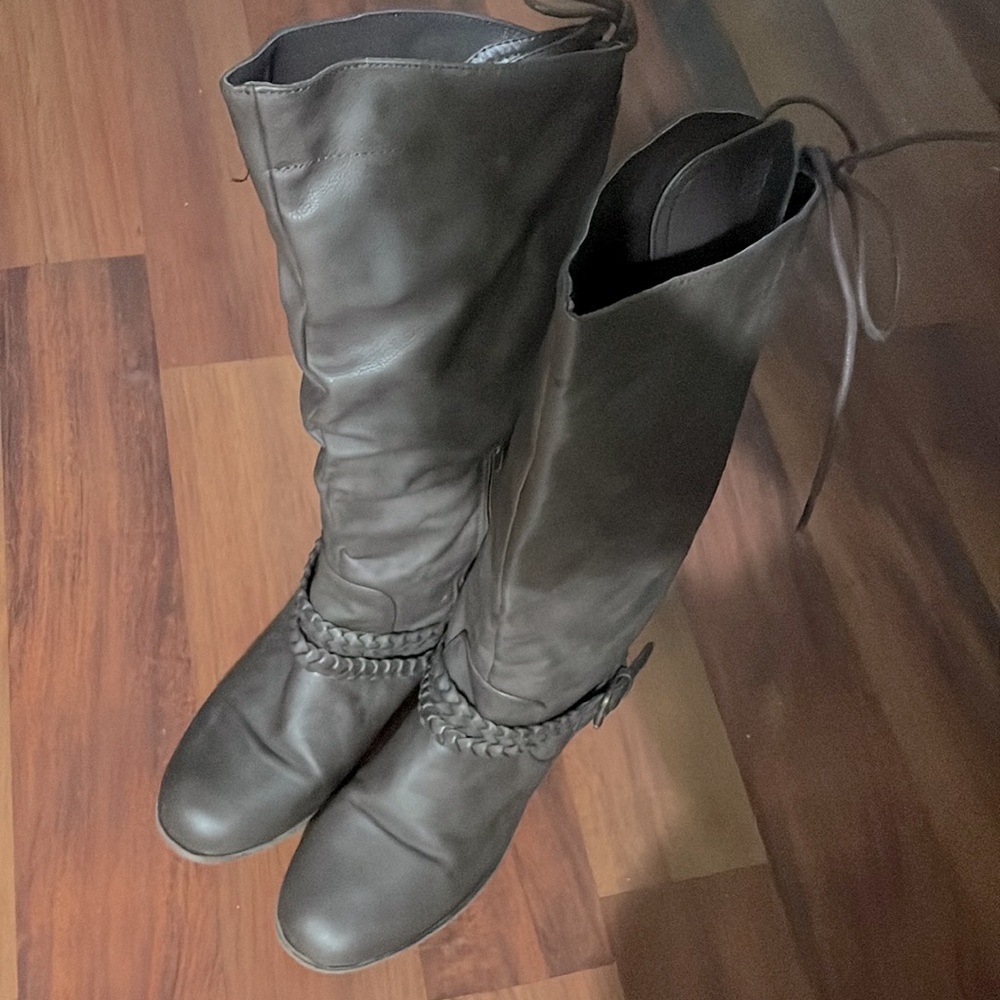 Women High fashion Boots